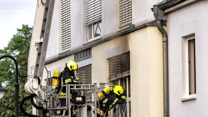 Zimmerbrand am Samstagabend: Feuer in einer Geflüchtetenunterkunft in Kevelaer