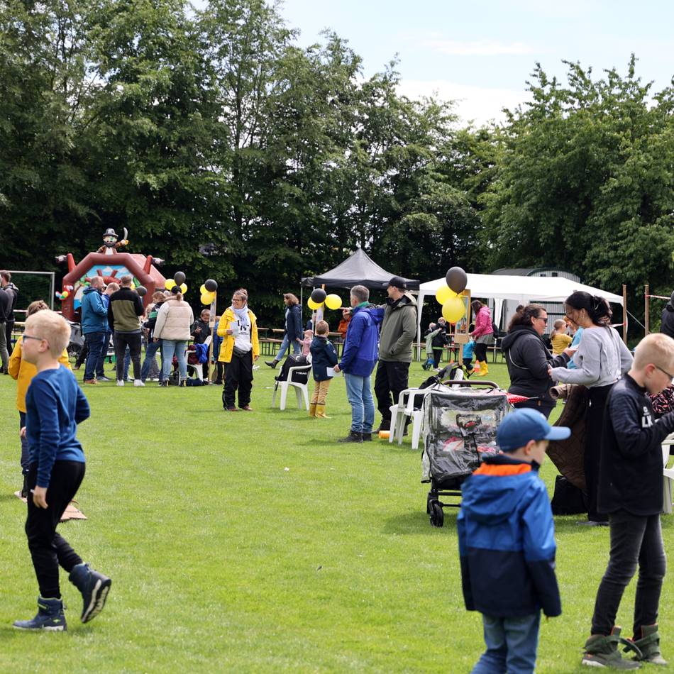 Für Kinder in Korschenbroich: Jede Menge Spaß auf dem Käferfest