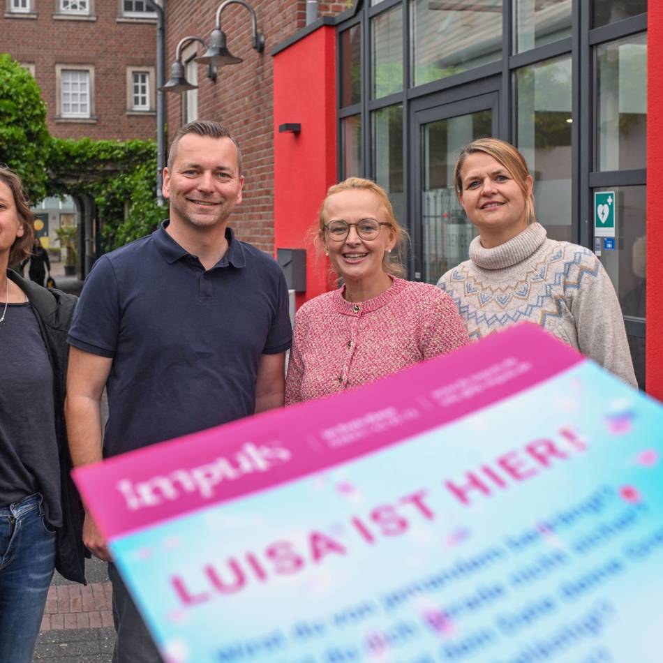„Luisa ist hier!“-Kampagne im Kreis Kleve: Stadtwerke Geldern als neue Erste-Hilfe-Stelle für belästigte Mädchen und Frauen
