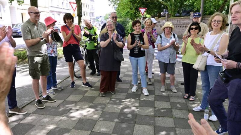 Tatort-Tour mit der RP in Mönchengladbach: Mord- und Raubgeschichten im Sonnenschein