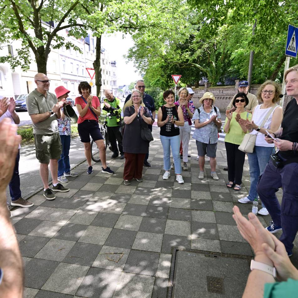 Tatort-Tour mit der RP in Mönchengladbach: Mord- und Raubgeschichten im Sonnenschein