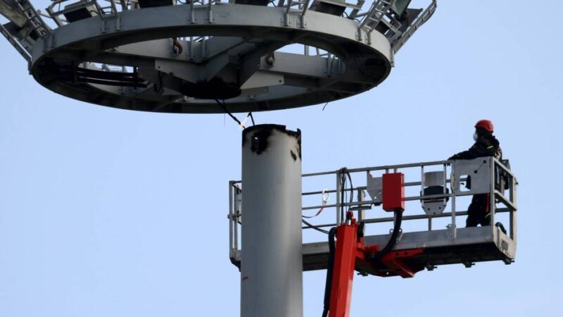 Weitere Lichtmasten verchwinden: Aufstieg und Fall eines Leverkusener Wahrzeichens