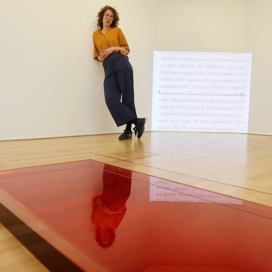 Ausstellung in Leverkusen: Text, Performance, Wissenschaft – ein Werk des „Vielleicht“