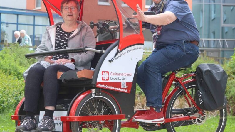 Neues Projekt in Leverkusen: Fahrrad-Rikscha bringt Senioren Lebensfreude zurück