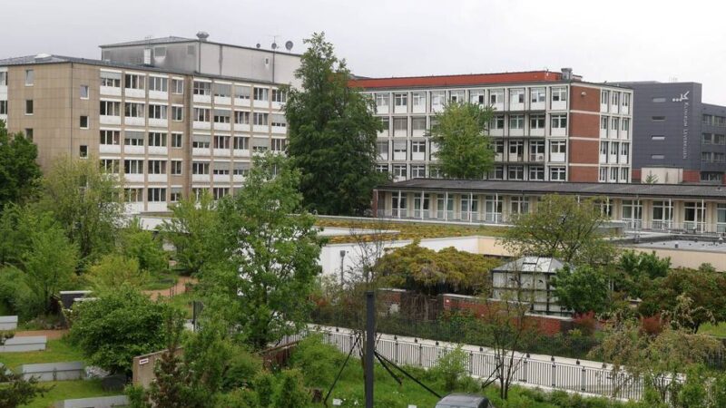 Baupläne vorgestellt: Klinikum Leverkusen plant große Notaufnahme mit Robotik-OP