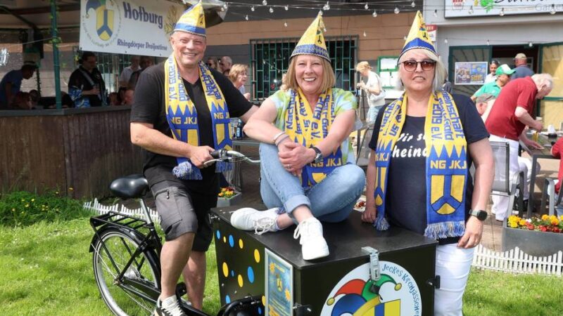 Karneval in Leverkusen: Rhingdörp hat wieder ein Dreigestirn