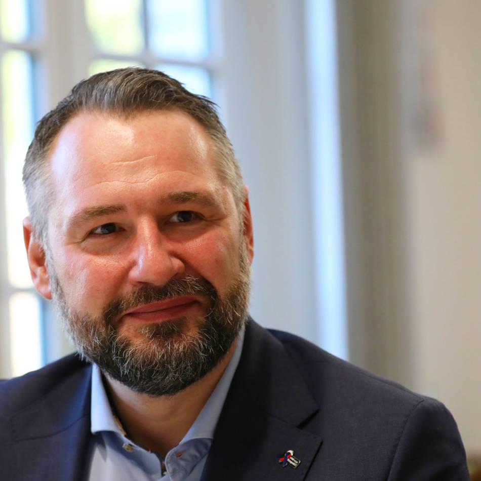Angespannte Haushaltslage in Xanten: Bürgermeister startet mit Jugendlichen Spendenaufruf für die Schulsozialarbeit