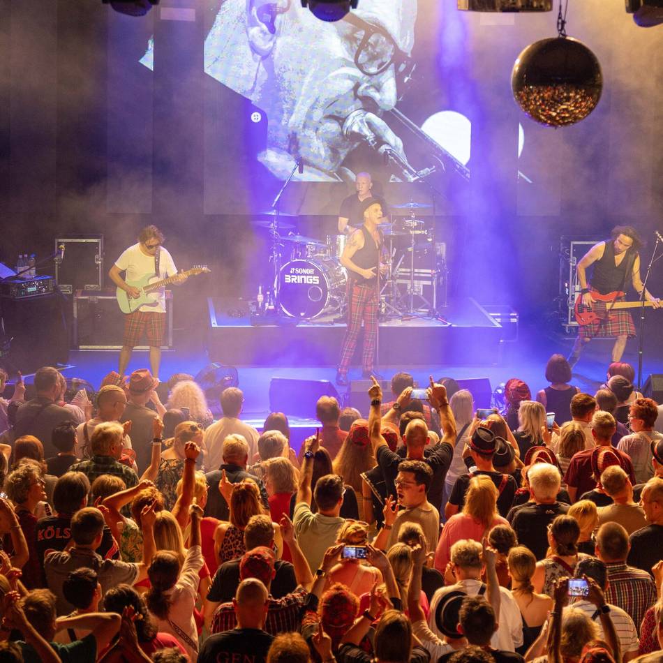 Konzert in der Krefelder Kufa: Schwitzen mit Brings