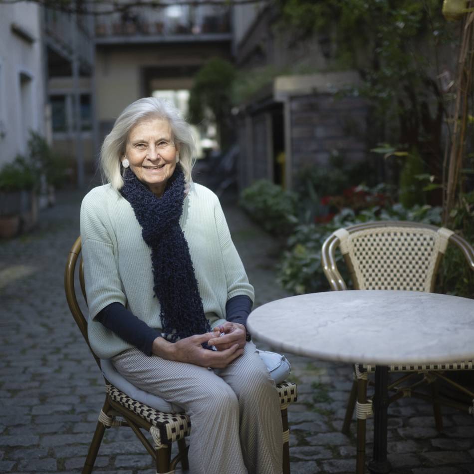 Auf Audrey Hepburns Spuren durch Paris: Düsseldorfer Autorin schreibt Reiseführer für Filmfans