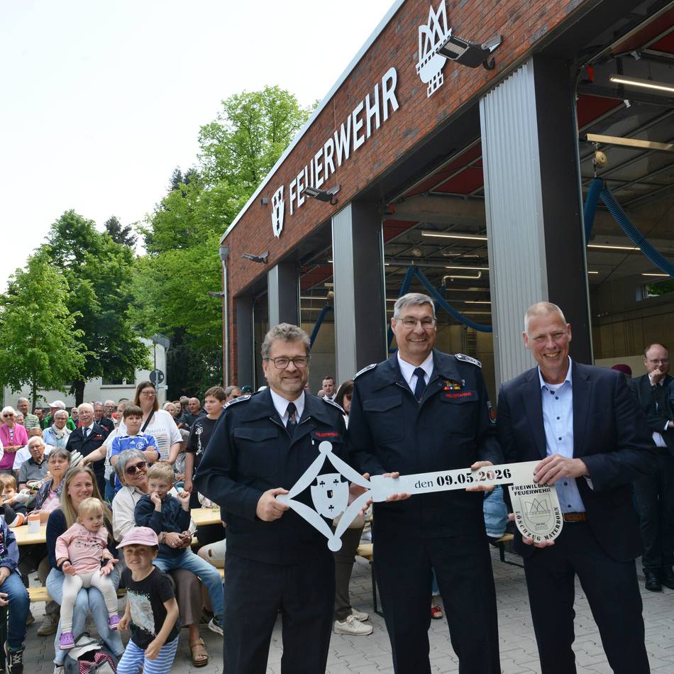 Feuerwehr in Kleve: Neues Gerätehaus in Materborn eingeweiht – „Das ist als Projekt für NRW einzigartig“