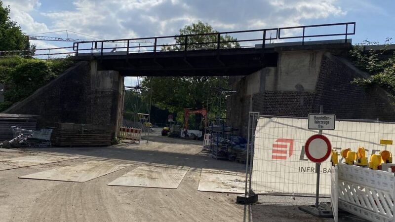 Sanierung von Bahnbrücken: Nächtlicher Baulärm an zwei Brücken in Krefeld