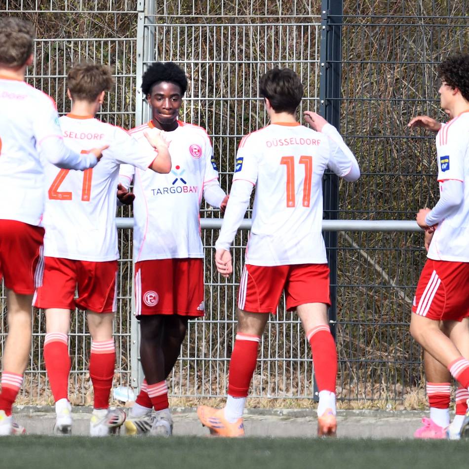 Überraschung in der DFB-Nachwuchsliga: Außenseiter stürzt Fortuna: Unterrath feiert ersten Saisonsieg im Derby
