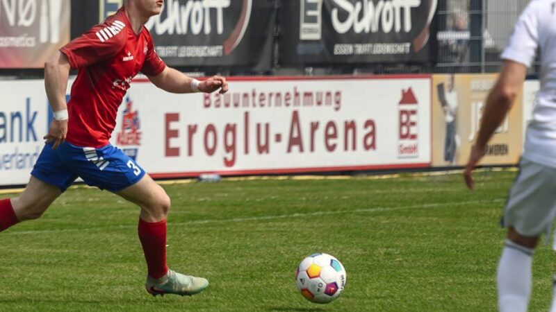 Fußball in Meerbusch: Büderich verschenkt Partie gegen Kleve in drei Minuten