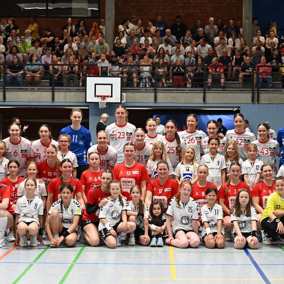 Benefiz-Partie der Handballerinnen in Radevormwald: Bei diesem Spiel siegte die gute Sache