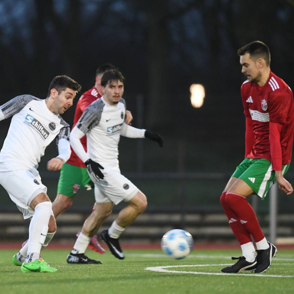 Vierkampf um den Titel: Bezirksliga steuert auf dramatisches Finale zu