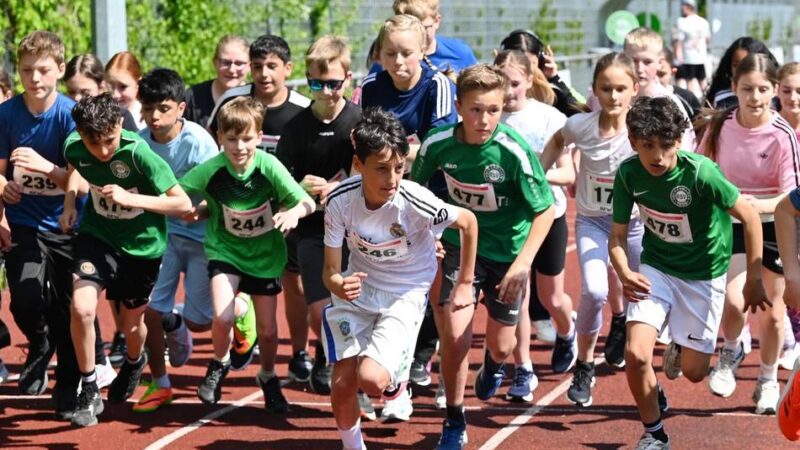 Große Resonanz beim Talsperrenlauf in Hückeswagen: Ein Sportfest für alle Generationen