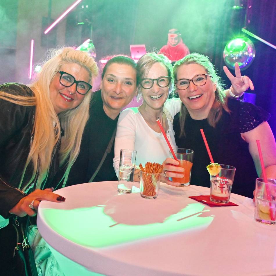 Wemelskirchen tanzt in den Mai: Partyabend mit ganz unterschiedlichen Sounds