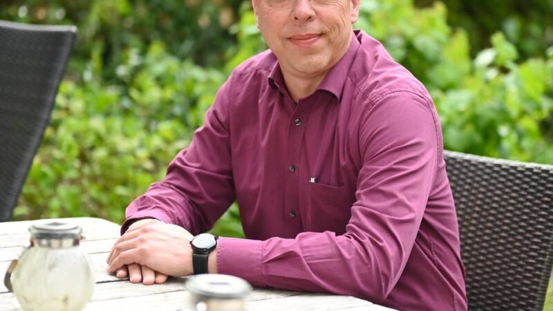 Daniel Wieneke im Gespräch: „Wir sind nicht mehr reich genug, um uns alle Träume leisten zu können“