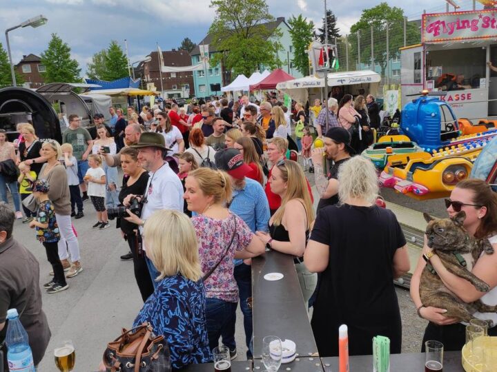 Sebastianus-Bruderschaft Tiefenbroich: Tiefenbroich feiert Dorffest und Möschesonntag