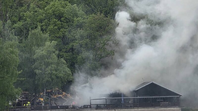 Feuerwehr-Großeinsatz in Hückeswagen: Wieder brennt’s – die „Zornige Ameise“ ist tot