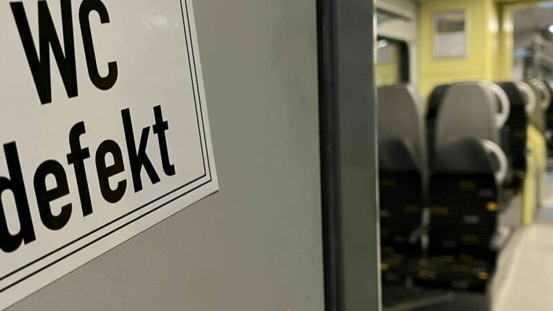 Qualitätsbericht des VRR: Beschwerden über die Toiletten im Niersexpress
