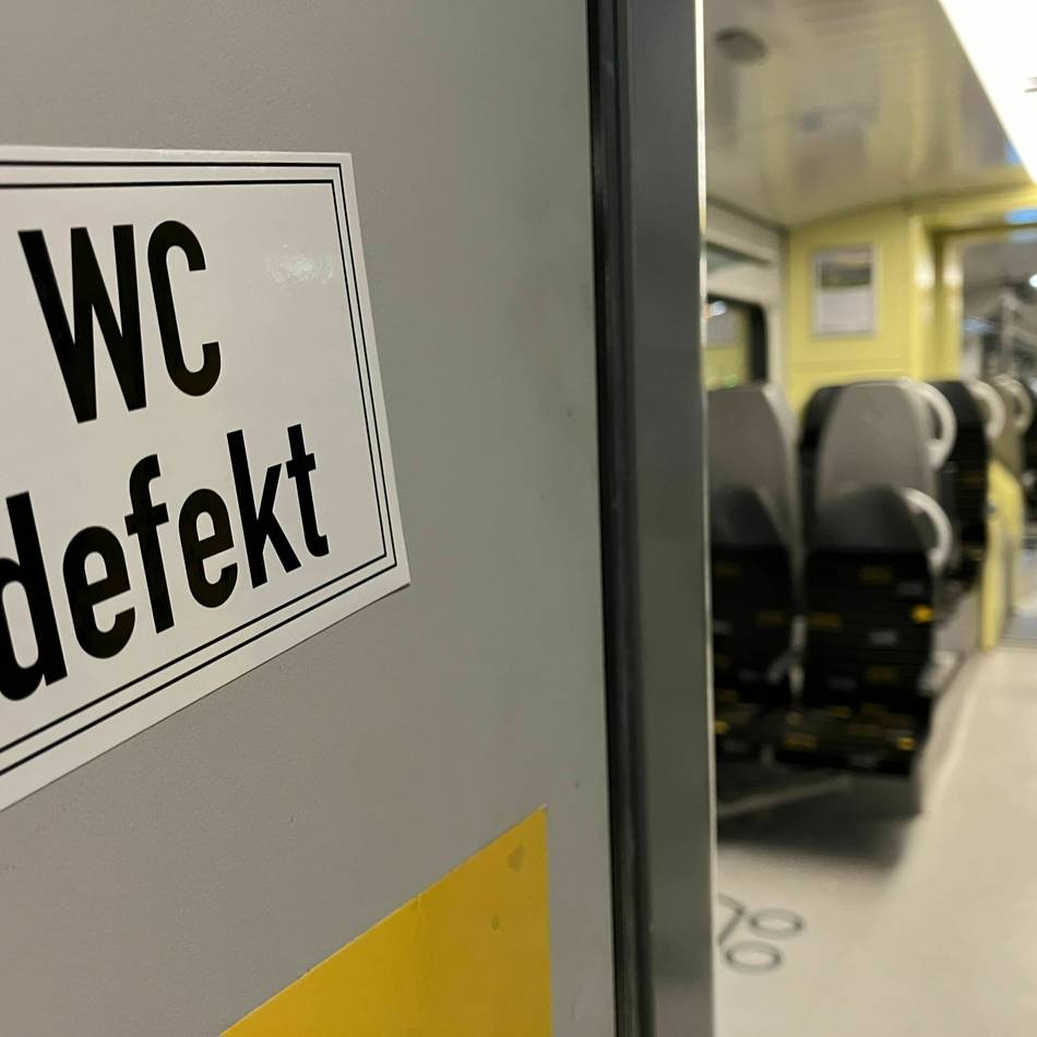 Qualitätsbericht des VRR: Beschwerden über die Toiletten im Niersexpress