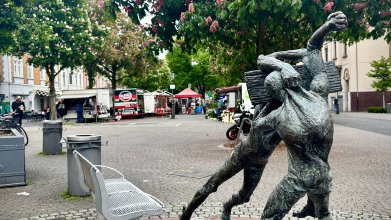 Plätze in Düsseldorf: Politik schaltet sich bei Ärger auf dem Gertrudisplatz ein
