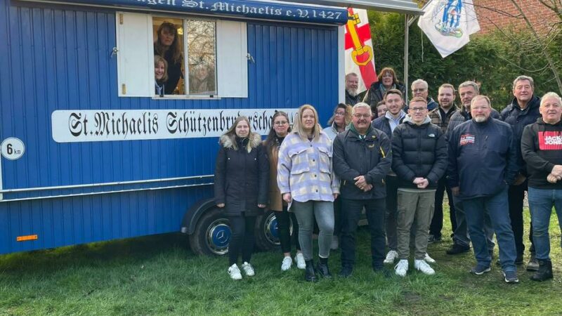Schützen in Rheinberg: Michaelis-Schützen haben Gäste aus dem Bezirk