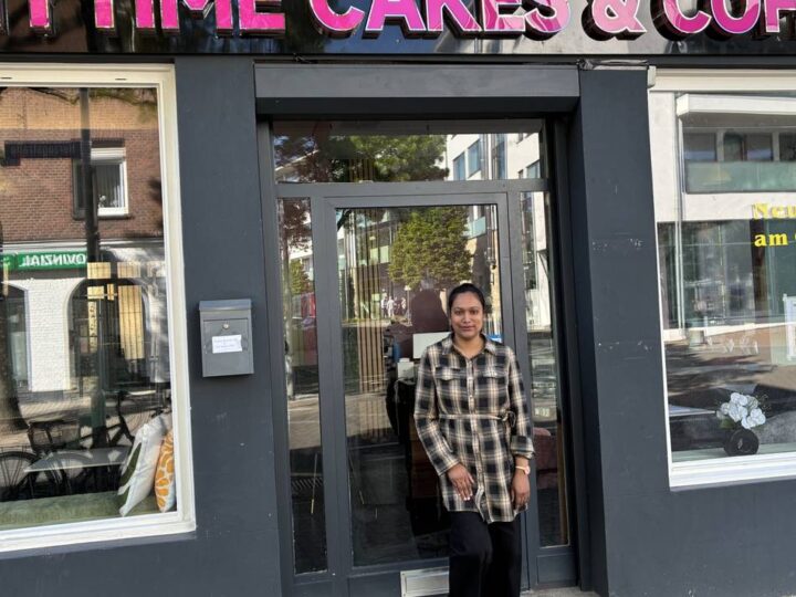 Neueröffnung in Kleve: Hobbybäckerin erfüllt sich Traum vom eigenen Café