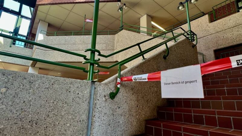 Ganze Etage wegen Brandgefahr geräumt: Kreishaus in Wesel muss saniert werden – welche Auswirkungen das hat
