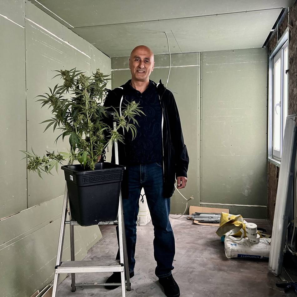 „Wir achten auf auffällige Konsummuster“: Cannabis Social Club startet Ausgabe in Wesel – Platz für weitere Mitglieder
