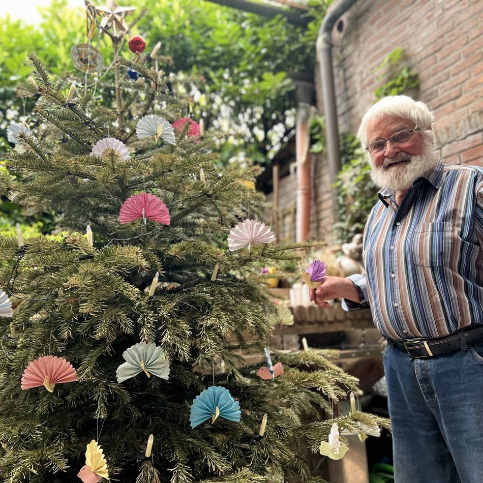 Wenn der Tannenbaum bis Pfingsten steht: „Unter dem Weihnachtsbaum grillen – das hört man auch nicht oft“