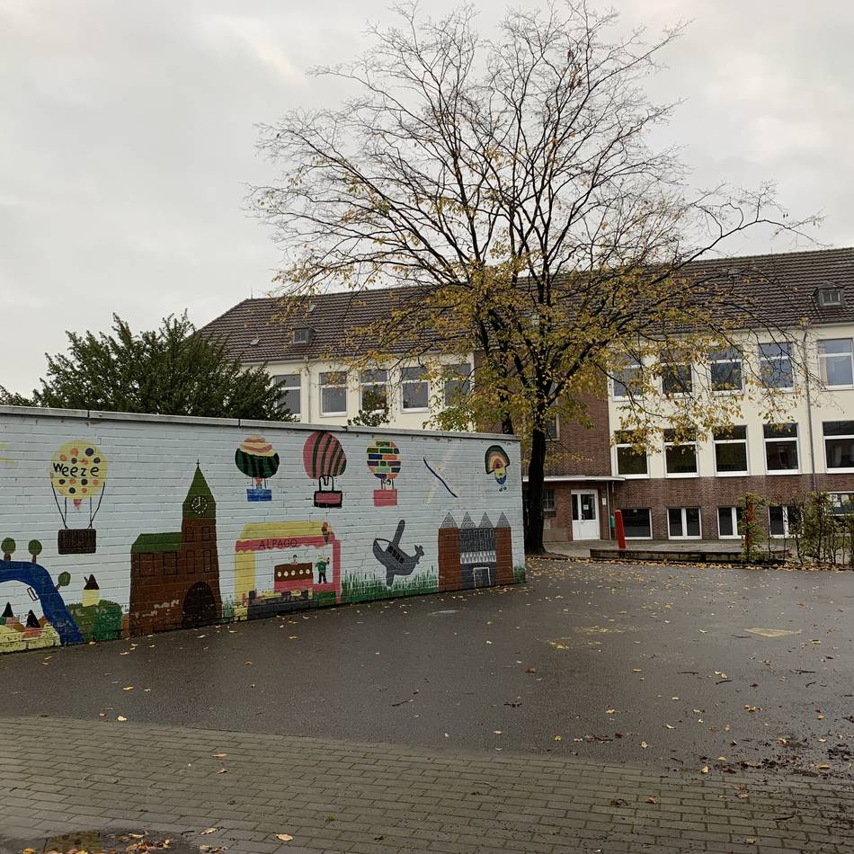Landesprogramm „Go4Bauland“: Was passiert mit Feuerwehrgebäude und alter Schule? – Programm vom Land will Weeze helfen