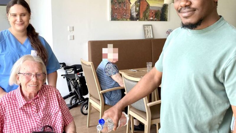 Ausbildung im Kreis Wesel : „Wichtiger als gute Noten ist Menschlichkeit“ – Wege in krisensichere Pflegeberufe