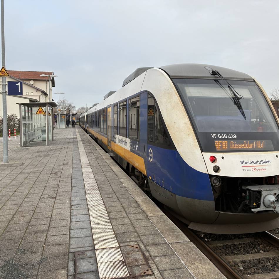 Probleme beim Niersexpress: Zugausfälle und Verspätungen nerven Pendler erneut