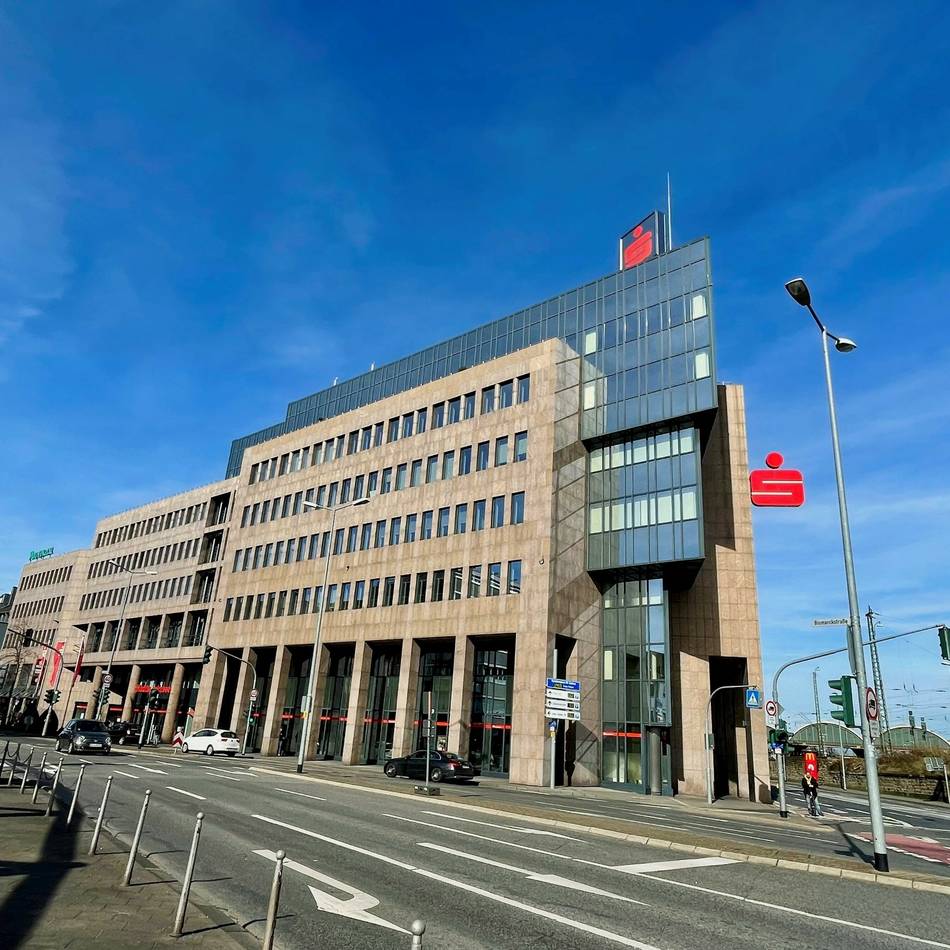 Überschuss bleibt 2025 stabil: Stadtsparkasse Mönchengladbach schüttet wieder Millionen an Stadt aus
