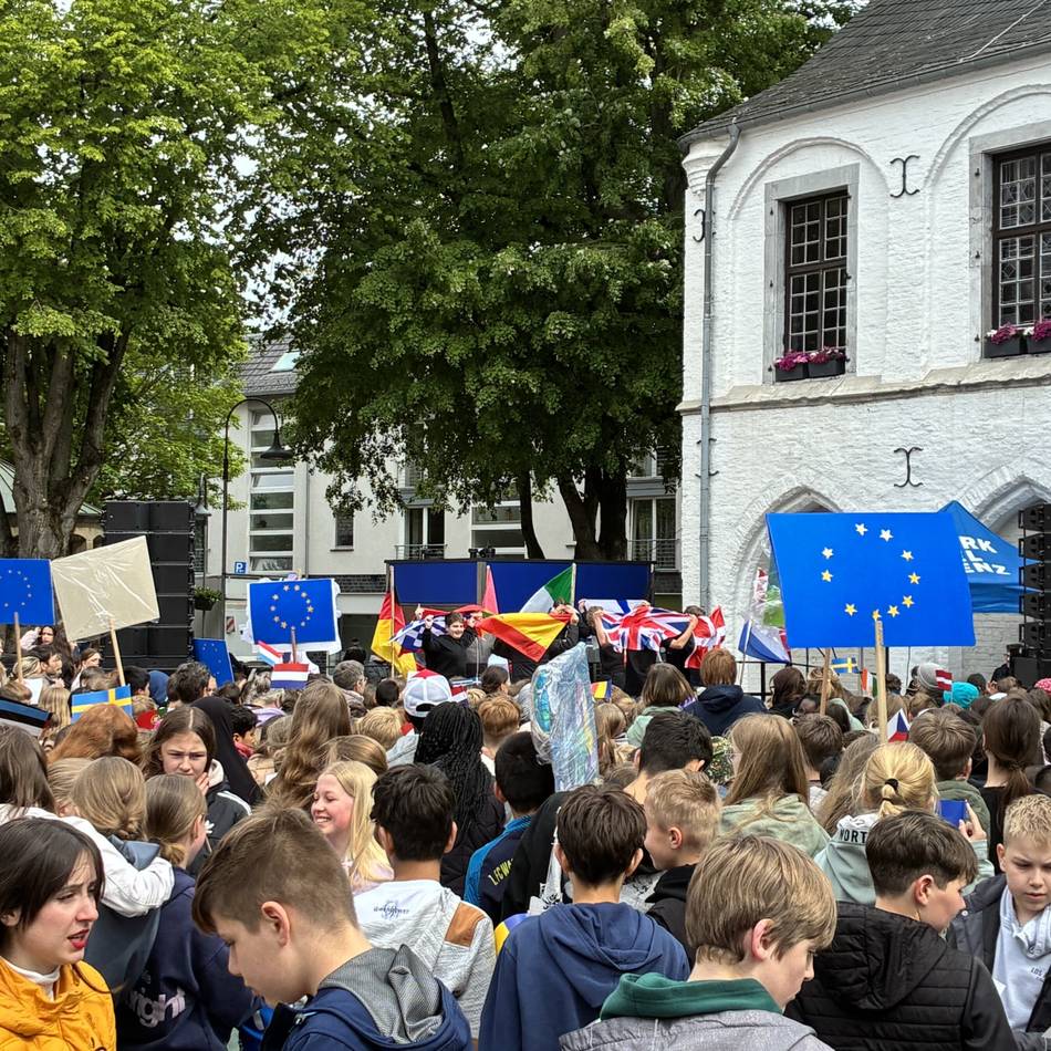 Europatag in Erkelenz: EU-Abgeordneter stellt sich den Sorgen junger Menschen