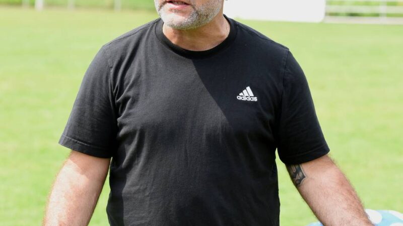 Absteiger vor dem letzten Heimspiel: Turus emotionaler Abschied von Trainer und Landesliga