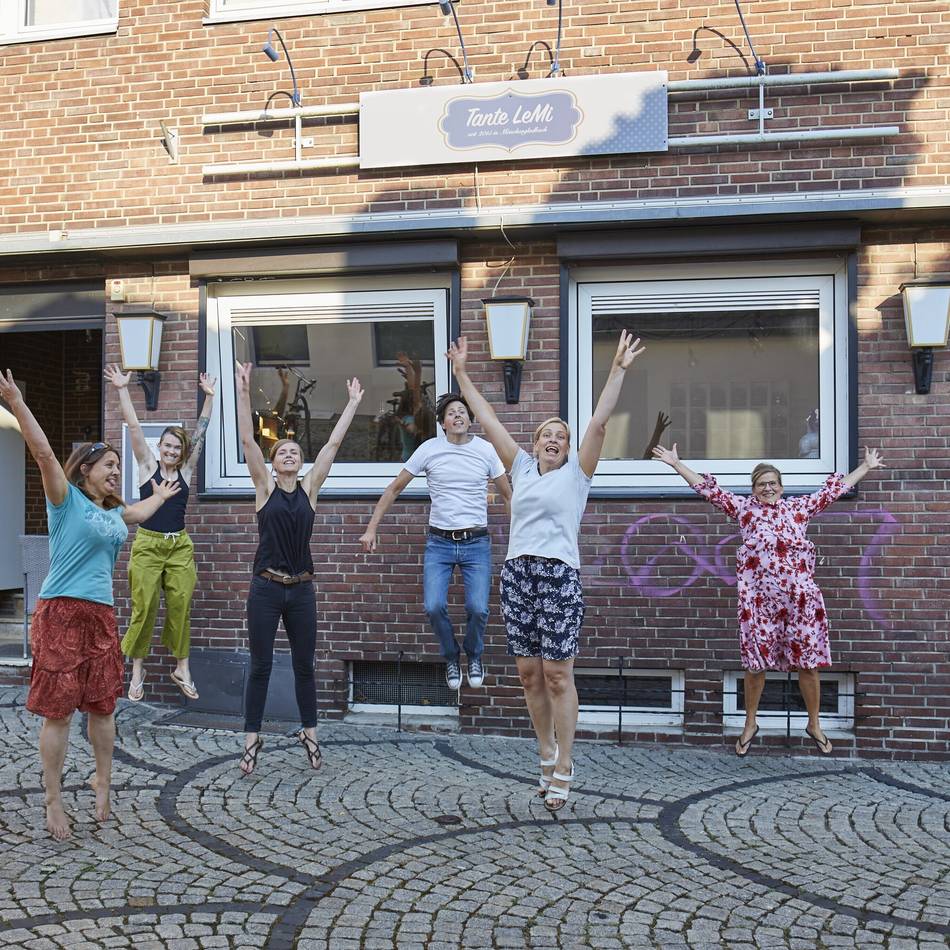 Straßenfest in Mönchengladbach: Suppendisco und Livemusik – Verein Eine Erde feiert Jubiläum