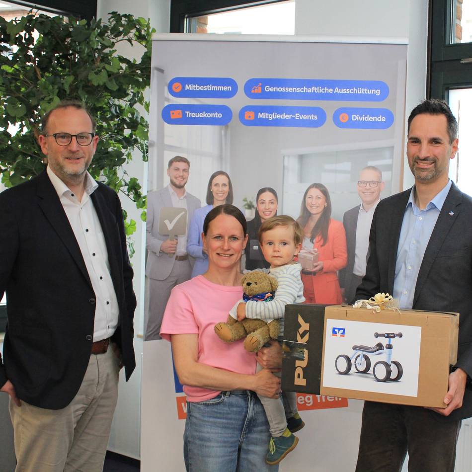 Genossenschaft am Niederrhein: Volksbank Emmerich-Rees begrüßt 23.000. Mitglied