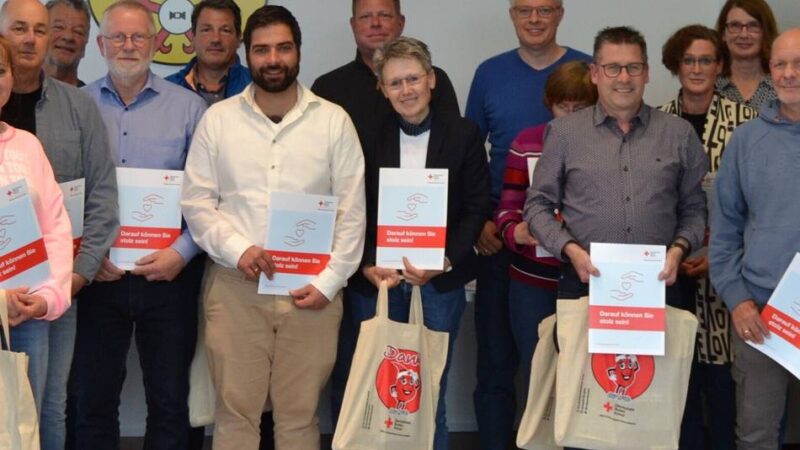 Ehrung im Kreis Kleve: 36 Blutspender retteten 1625-mal Menschenleben