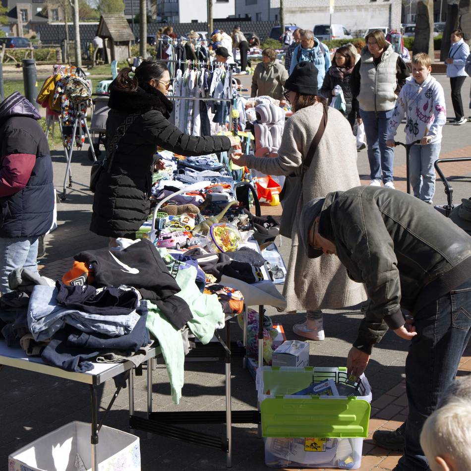 Am 13. Juni in Rheinberg: Straßenflohmarkt auf der Tulpenstraße in Alpsray