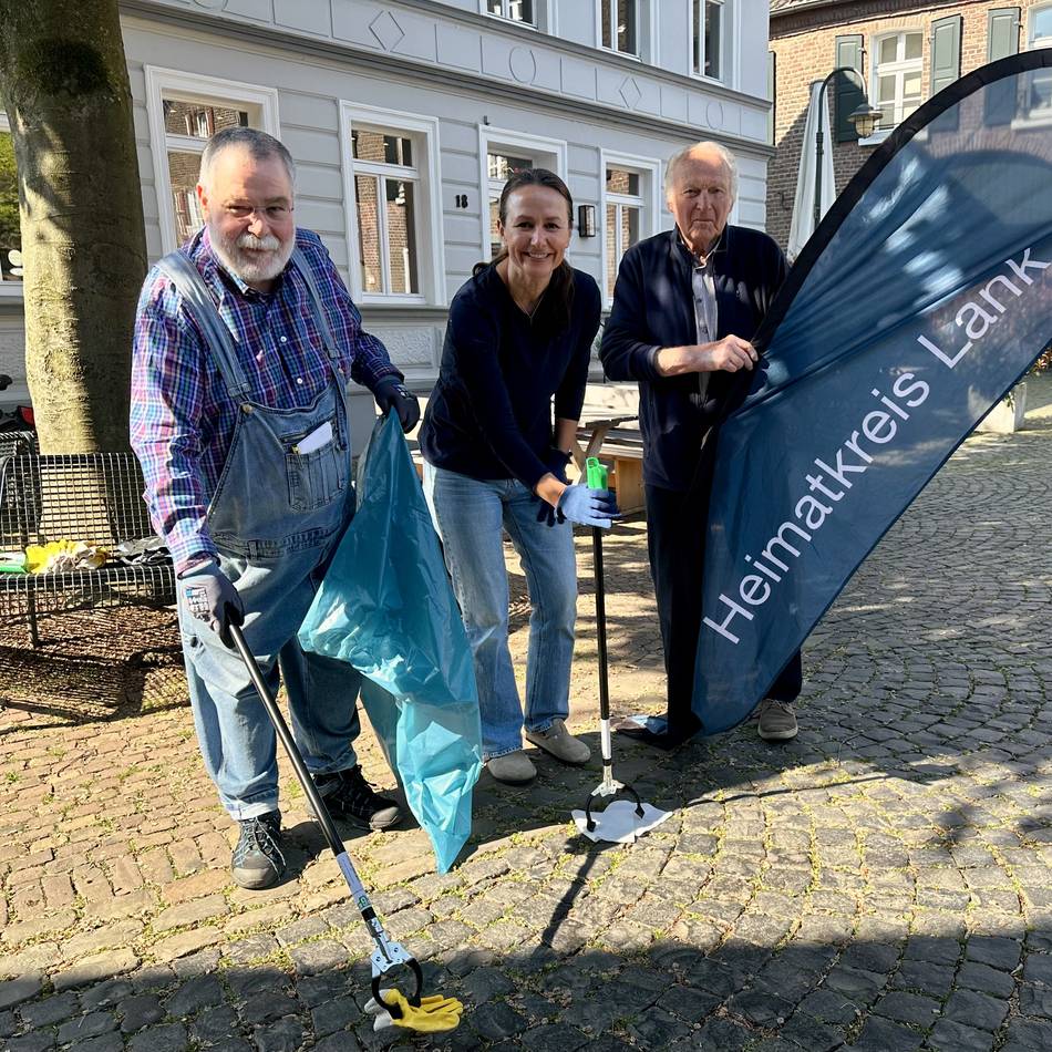 Dreck-weg-Tag in Lank: Freiwillige sammeln Müll auf Lanker Plätzen