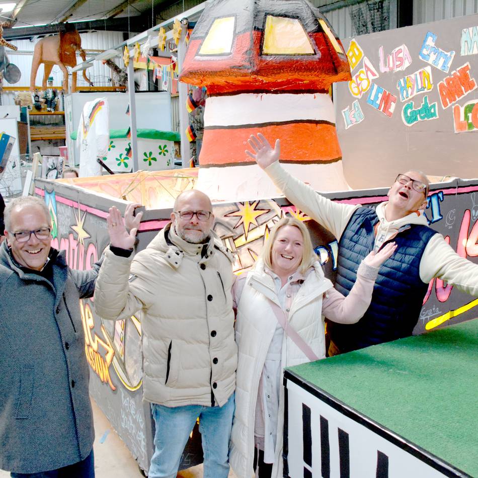 Fackelbaurichtfest auf der Neusser Furth: „Wir haben eine Fackel mehr als vor einem Jahr“