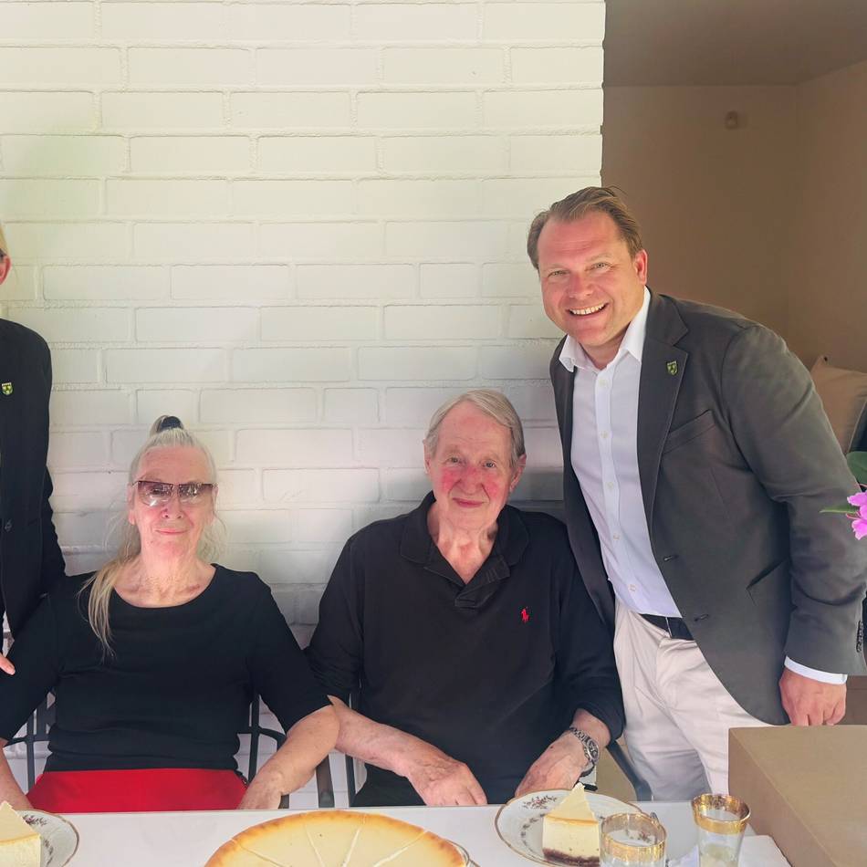 Ehejubiläum in Rommerskirchen: Ex-Effzeh-Torjäger Christian Müller feiert Eiserne Hochzeit mit seiner Frau Anita