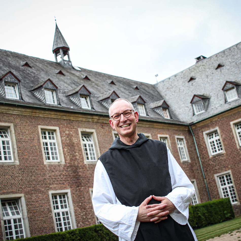 Spiritueller Zwischenruf aus dem Kloster Langwaden: Um den Weg zu Gott zu finden, braucht es keine Mond-Mission