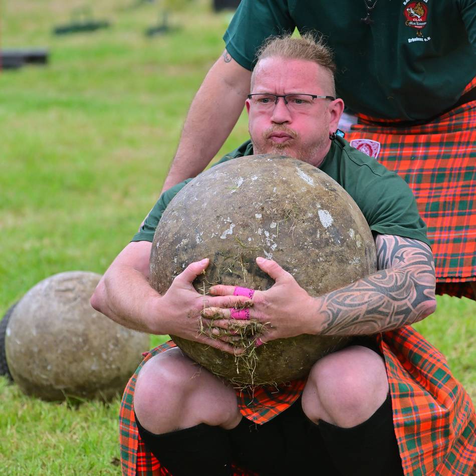 Highland Games in Dormagen locken Hunderte: „Diese Spiele haben eine Geschichte von über tausend Jahren“