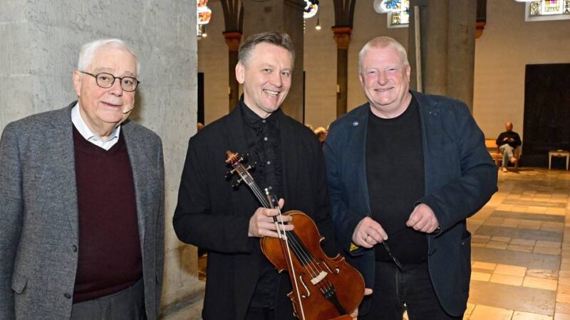Lyrischer Abend in Mönchengladbach: Paul Celans Worte erfüllen die Münsterkirche