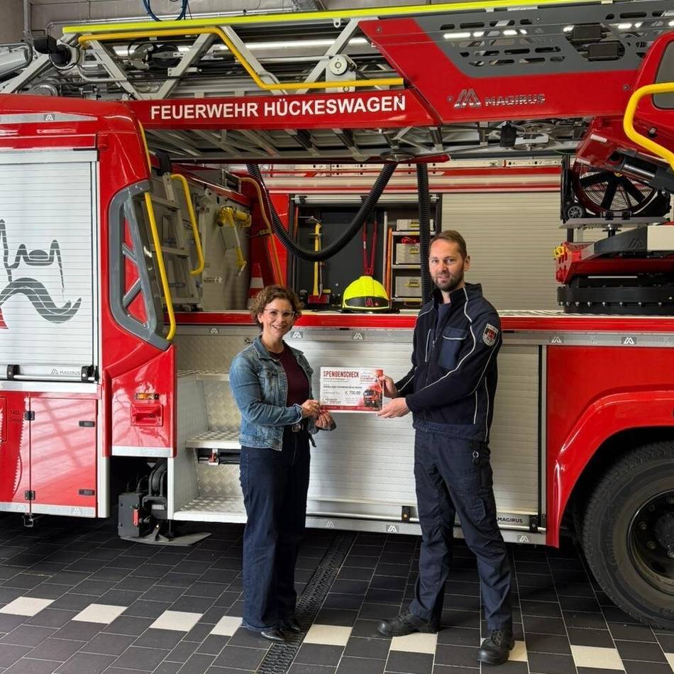 Hückeswagener Hörgeräteakustikermeisterin: „Leckere“ Unterstützung für die Jugendfeuerwehr