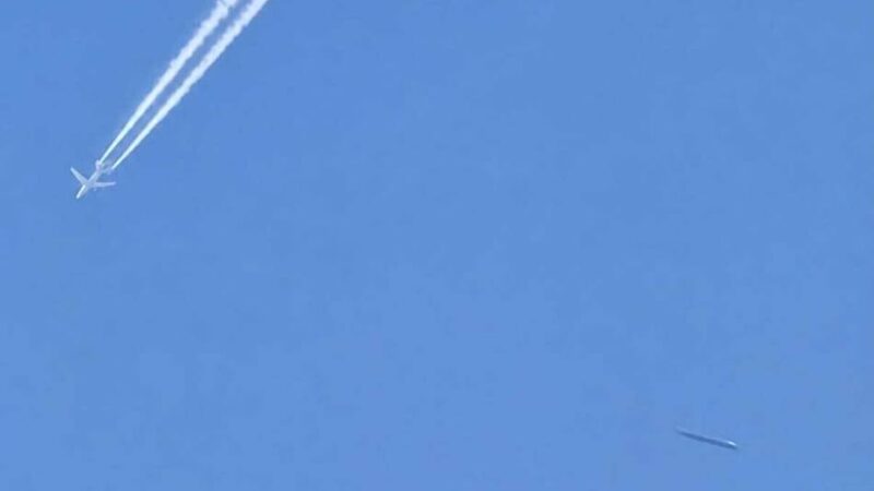 Flugobjekte über Langenfeld: Ufo in Sicht – oder nur ein Solarballon?